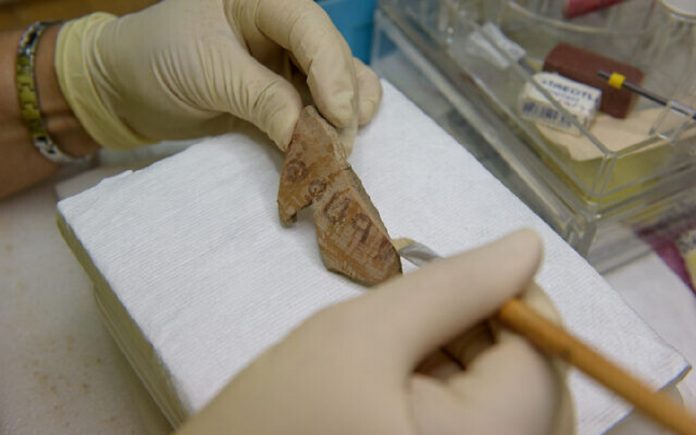 Arqueólogos descobrem artefato do tempo dos juízes bíblicos